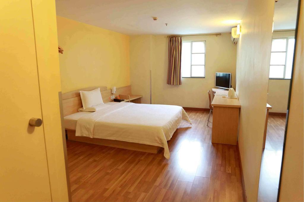 7Days Inn Foshan Dongfang Square Walmart Quarto foto
